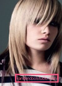 taglio di capelli per capelli medi Scala di tagli di capelli per capelli medi con frangia e senza