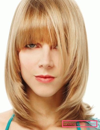 taglio di capelli per capelli medi Scala di tagli di capelli per capelli medi con frangia e senza