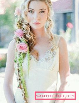 Acconciature da sposa 2012 - 45 opzioni