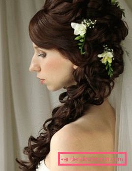 Acconciature da sposa 2012 - 45 opzioni