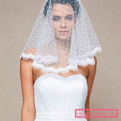Acconciature da sposa con un velo in media