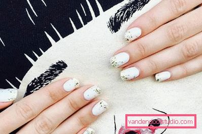 Manicure leggera Manicure leggera