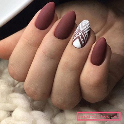 Incredibile manicure scura 2019-2020 per donne vere