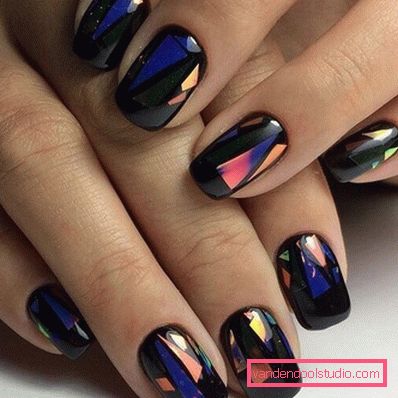 Incredibile manicure scura 2019-2020 per donne vere