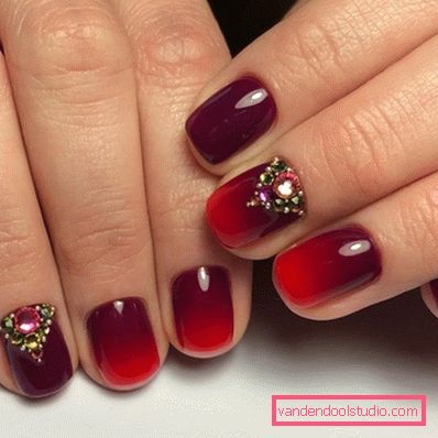 Incredibile manicure scura 2019-2020 per donne vere
