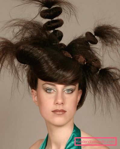 Acconciature divertenti Top capelli divertenti per gli uomini