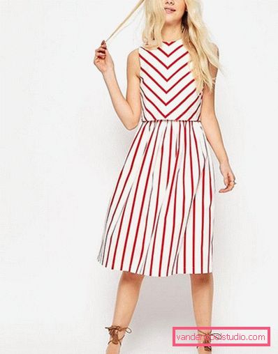 Tendenza estiva alla moda 2019-2020