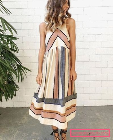 Tendenza estiva alla moda 2019-2020