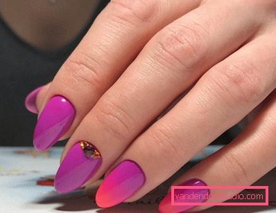 Manicure supernovae primavera-estate 2019-2020 - le tendenze della moda del design stagionale delle unghie