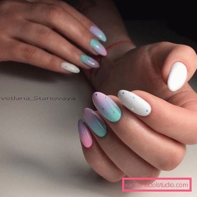 Manicure supernovae primavera-estate 2019-2020 - le tendenze della moda del design stagionale delle unghie