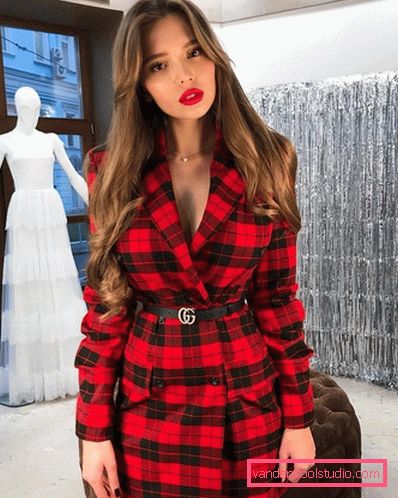 Megamodnye indossa abiti autunno-inverno 2019-2020 - foto
