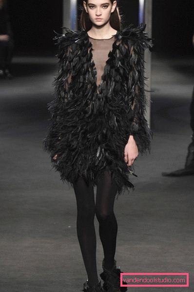 Megamodnye indossa abiti autunno-inverno 2019-2020 - foto