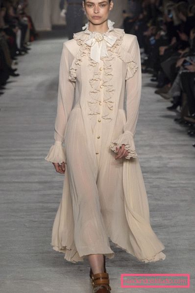 Megamodnye indossa abiti autunno-inverno 2019-2020 - foto