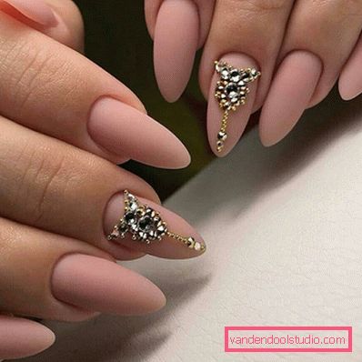 Top idee di design manicure per unghie lunghe stagione 2019-2020