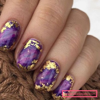 Manicure brillante con lamina 2019-2020 anni