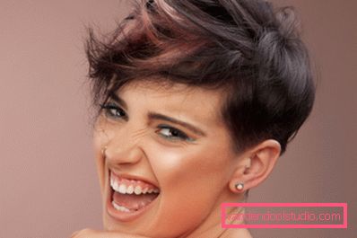 Posa un taglio di capelli corto a casa - Photo News 2019