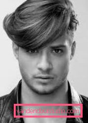 Taglio di capelli da uomo con frangetta Opzioni per tagli di capelli maschili con frangia e stile