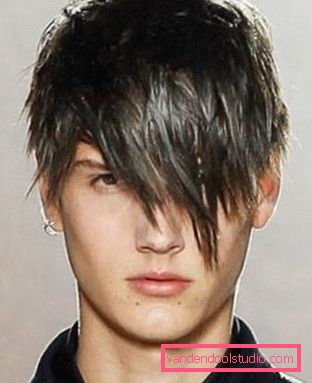 Tagli di capelli da uomo con frangia - lunghi obliqui Opzioni per tagli di capelli maschili con frangia e stile