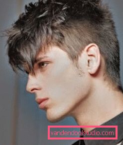 Taglio di capelli da uomo con frangetta Opzioni per tagli di capelli maschili con frangia e stile