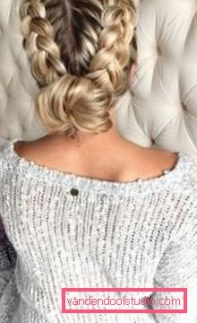 Acconciatura della scuola per capelli lunghi Varianti di acconciature scolastiche per ragazze di qualsiasi lunghezza