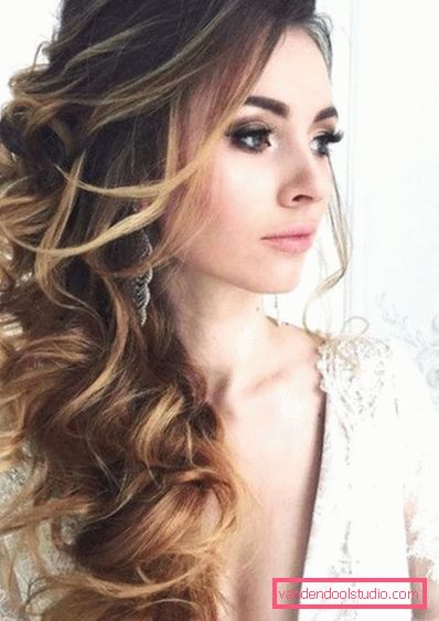 acconciature da sera per capelli lunghi Acconciature da sera per capelli lunghi: il meglio dello styling per la sera del 2019