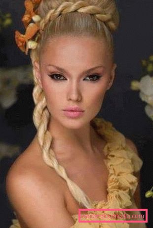 acconciature da sera per capelli lunghi Acconciature da sera per capelli lunghi: il meglio dello styling per la sera del 2019