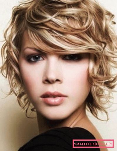 Perm per capelli corti Scegli una permanente per i capelli corti