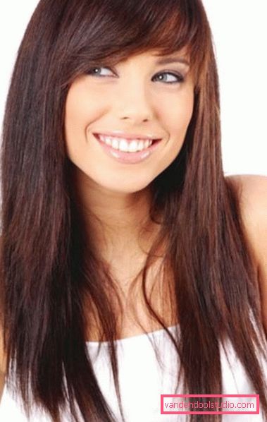 Taglio di capelli sfilacciato per capelli lunghi Tipi di tagli di capelli ragged per i capelli lunghi