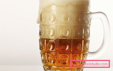 Birra in un bicchiere Birra in un bicchiere