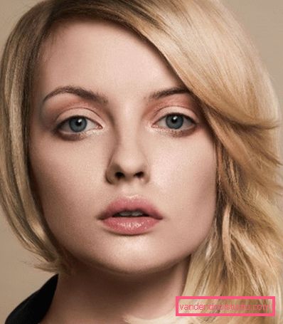 Tutta la varietà di tagli di capelli asimmetrici