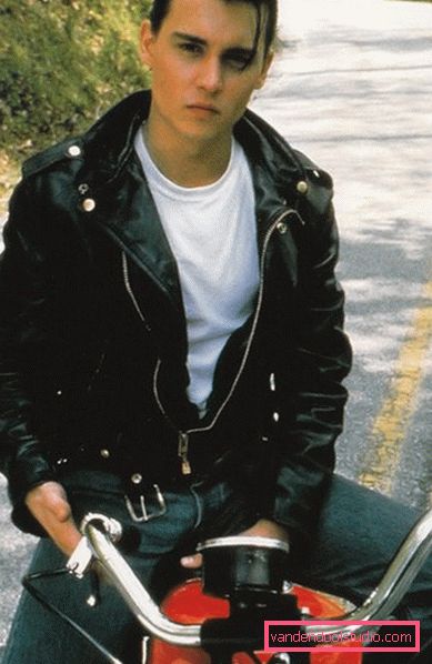 Tutti i tagli di capelli e acconciature Johnny Depp