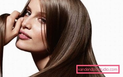 ragazza dai capelli biondi ragazza dai capelli biondi