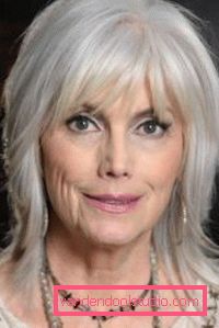 Haircut Aurora per capelli medi Taglio di capelli femminile Aurora su diverse lunghezze di capelli