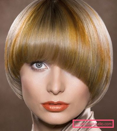 Tagliacapelli da donna per capelli corti e medi, foto con frangia
