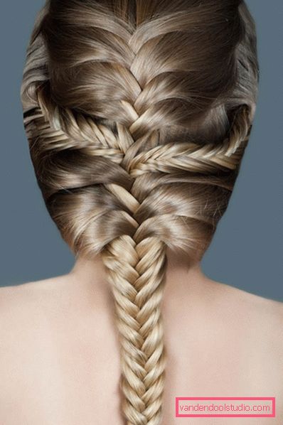 acconciature da donna per capelli medi Acconciature femminili per capelli medi - foto di stile bello e leggero per donne di diverse età
