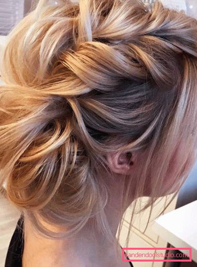 acconciature da donna per capelli medi Acconciature femminili per capelli medi - foto di stile bello e leggero per donne di diverse età