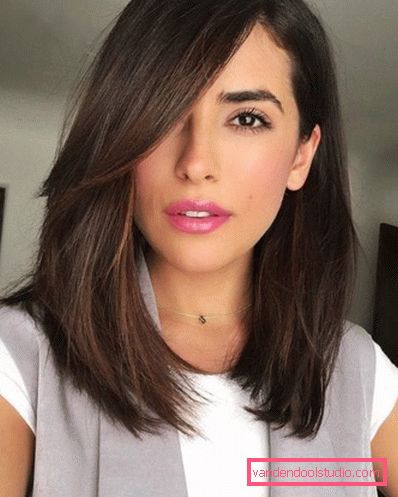 Tagli per capelli da donna per capelli medi senza scoppio 2019 - foto