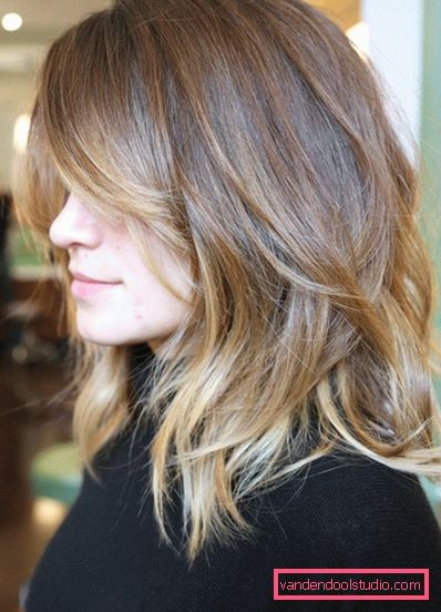 Tagli per capelli da donna per capelli medi senza scoppio 2019 - foto